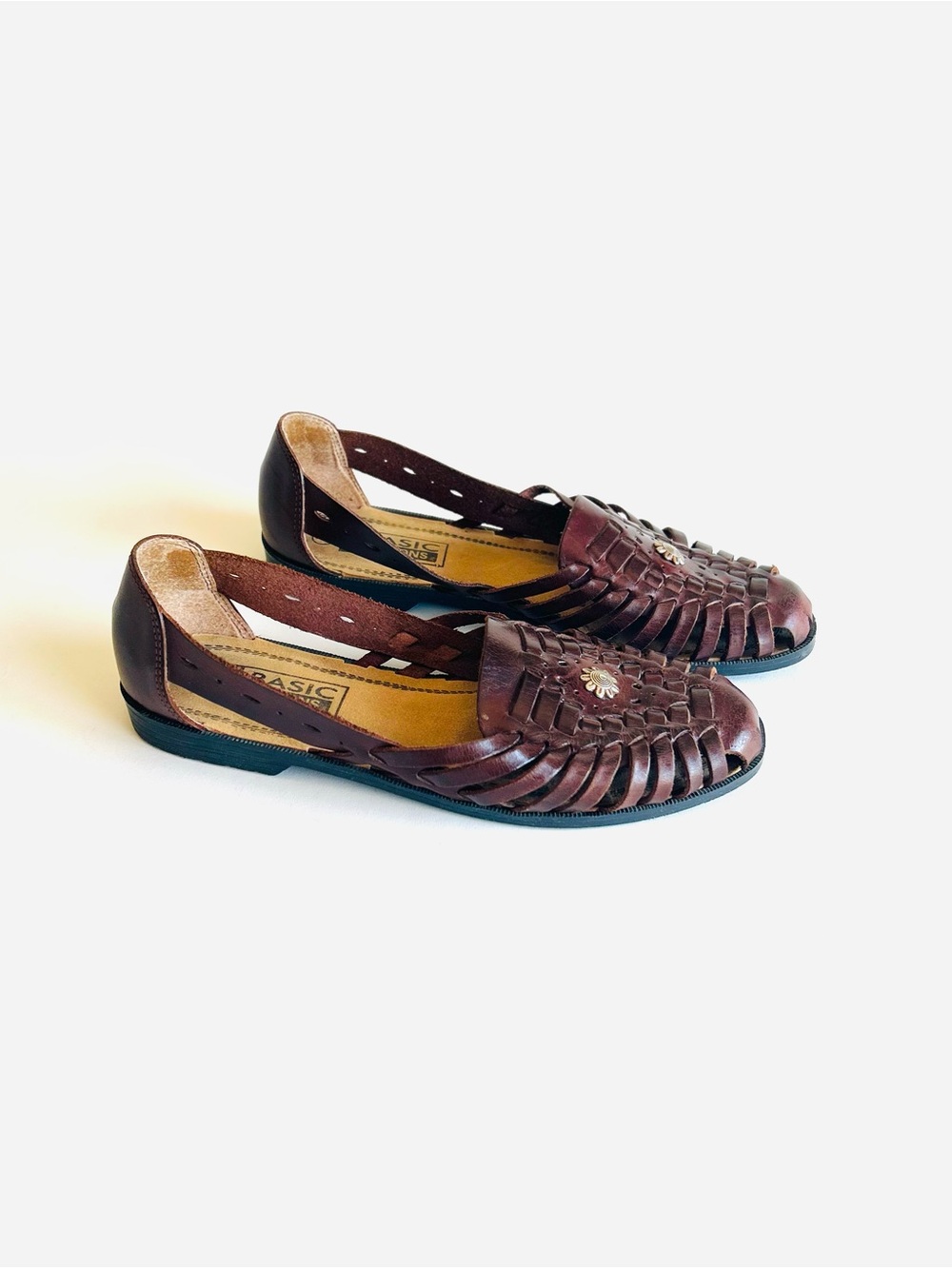 Basic Edition Chocolate Brown Genuine Leather Weaving Rubber Outsole size 7